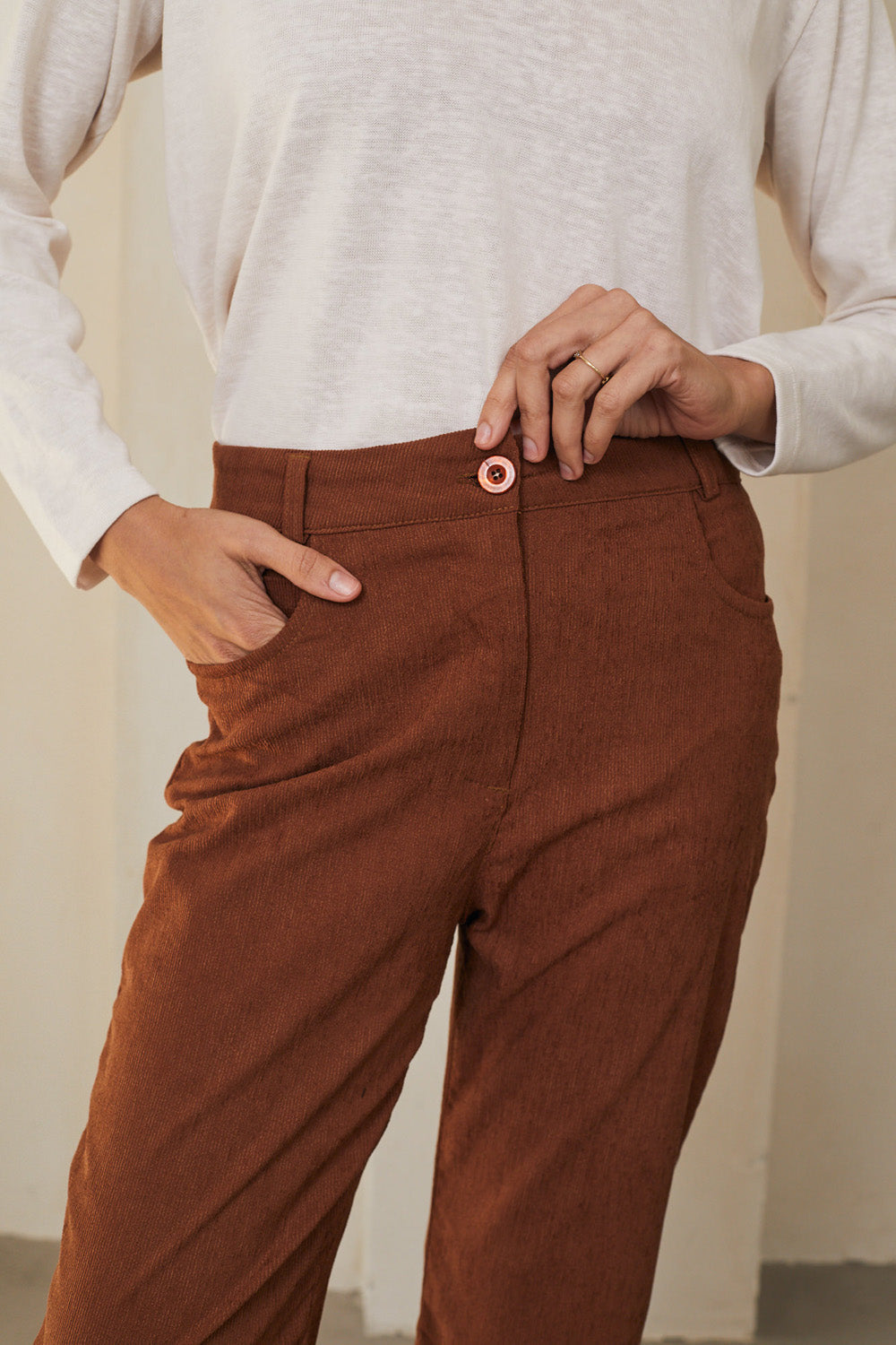 Rita ginger corduroy pants front