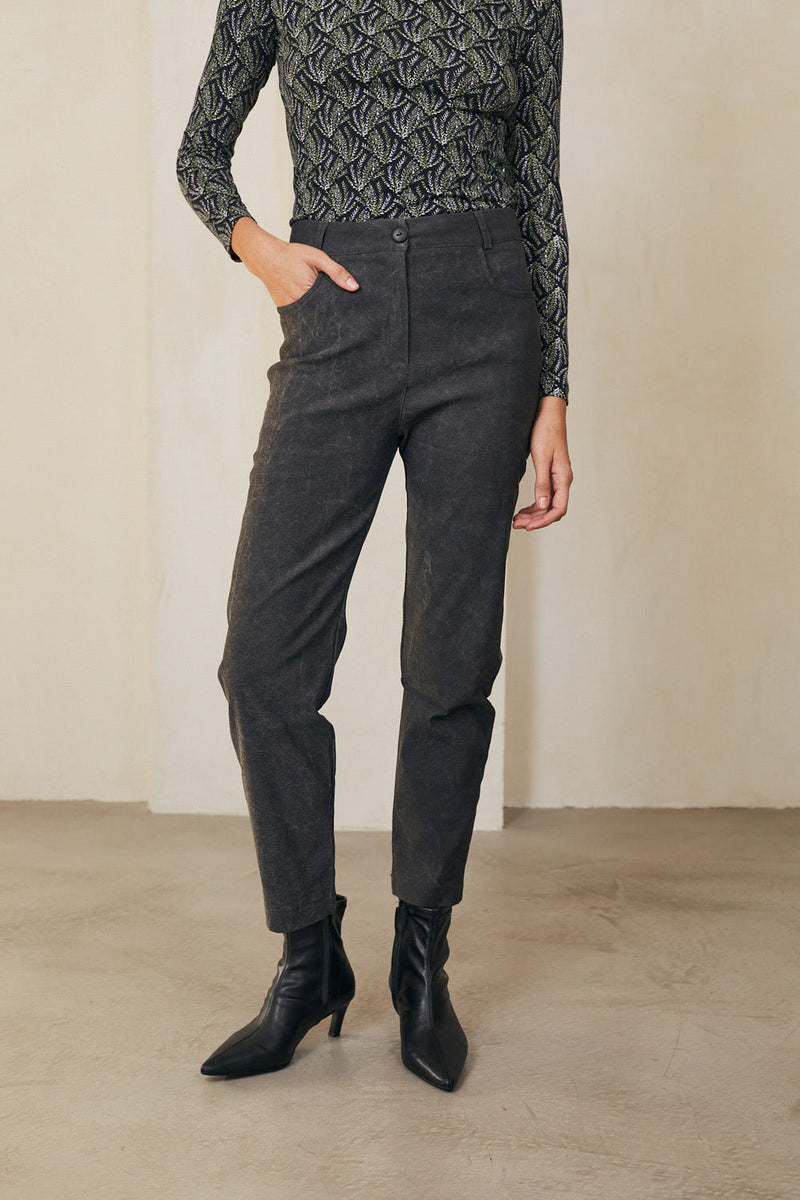 Rita washed black pants front