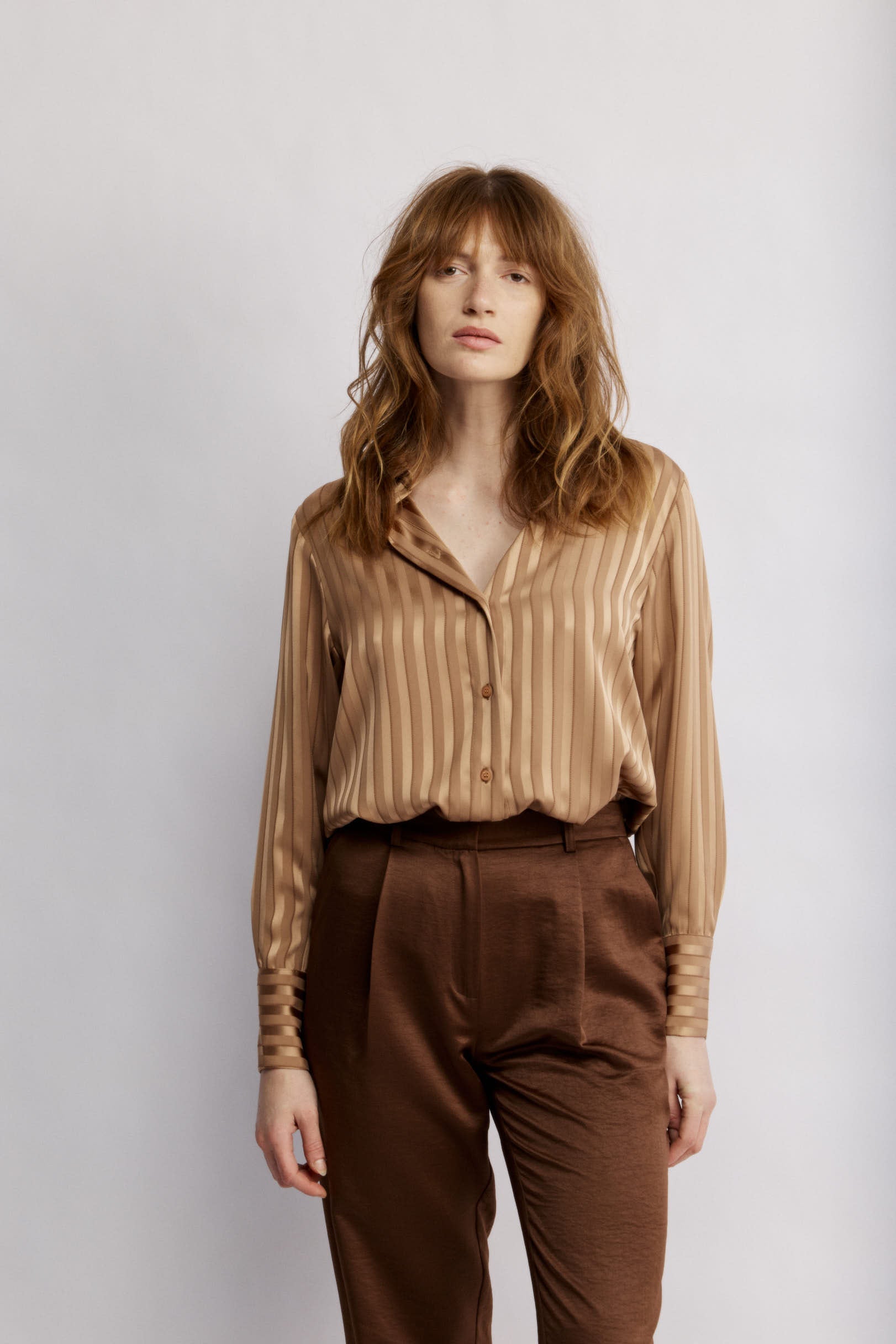 Carla Pants Brown detail