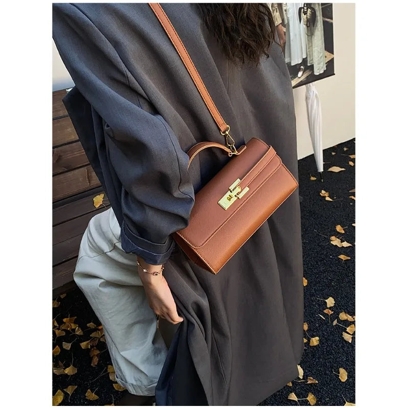 Women's new handbag, small square bag, elegant personality, high-end sense, single shoulder crossbody bag