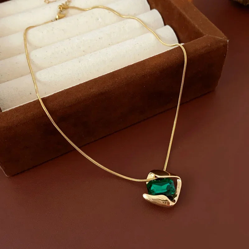 DREJEW Green Fashion Wedding Jewelry Set Wholesale Square Earring Retro Light Luxury Temperament Collarbone Chain Necklace