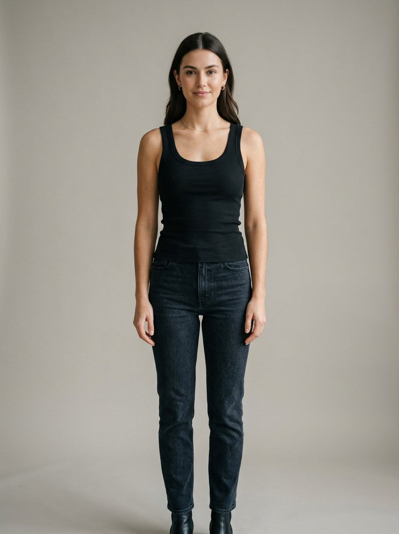 Black Scoop Tank